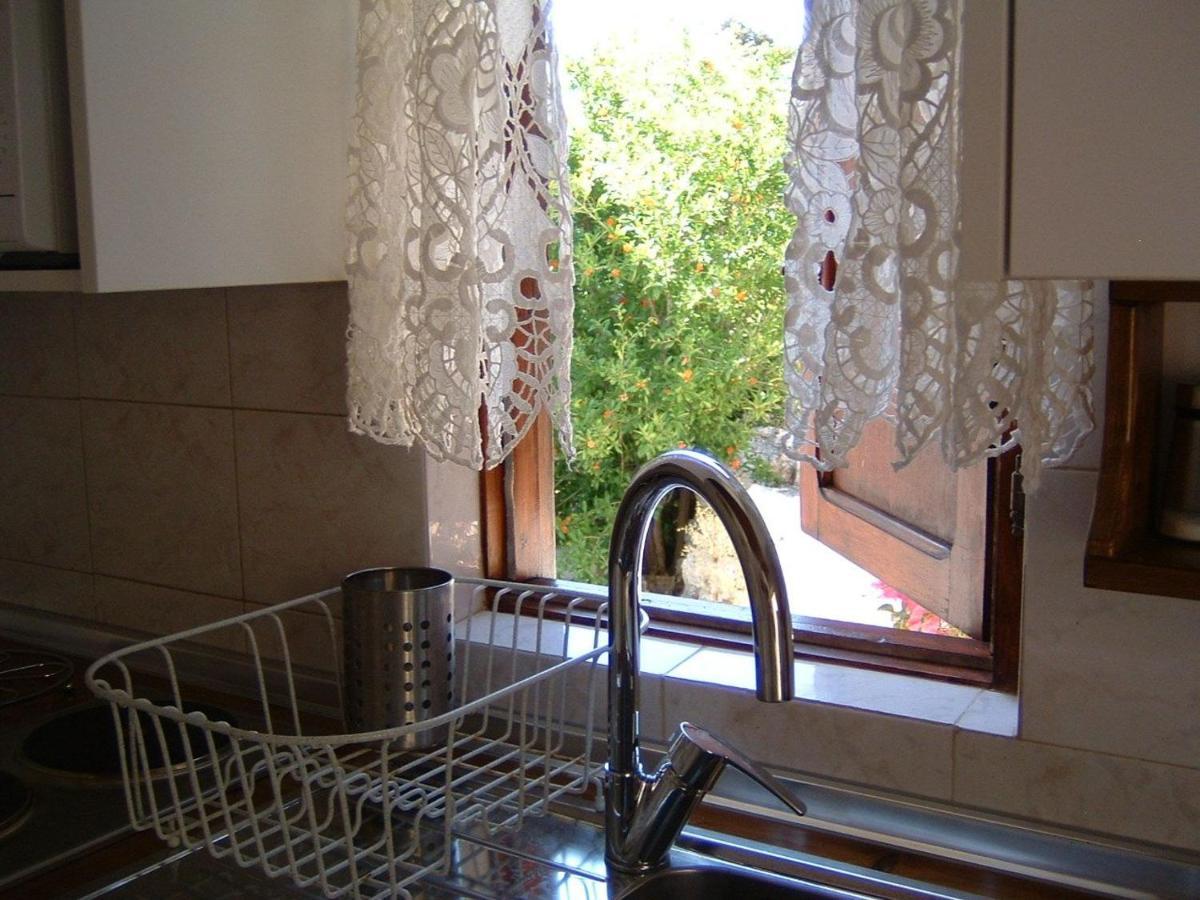 Yiayia'S Home Chalki Town Luaran gambar