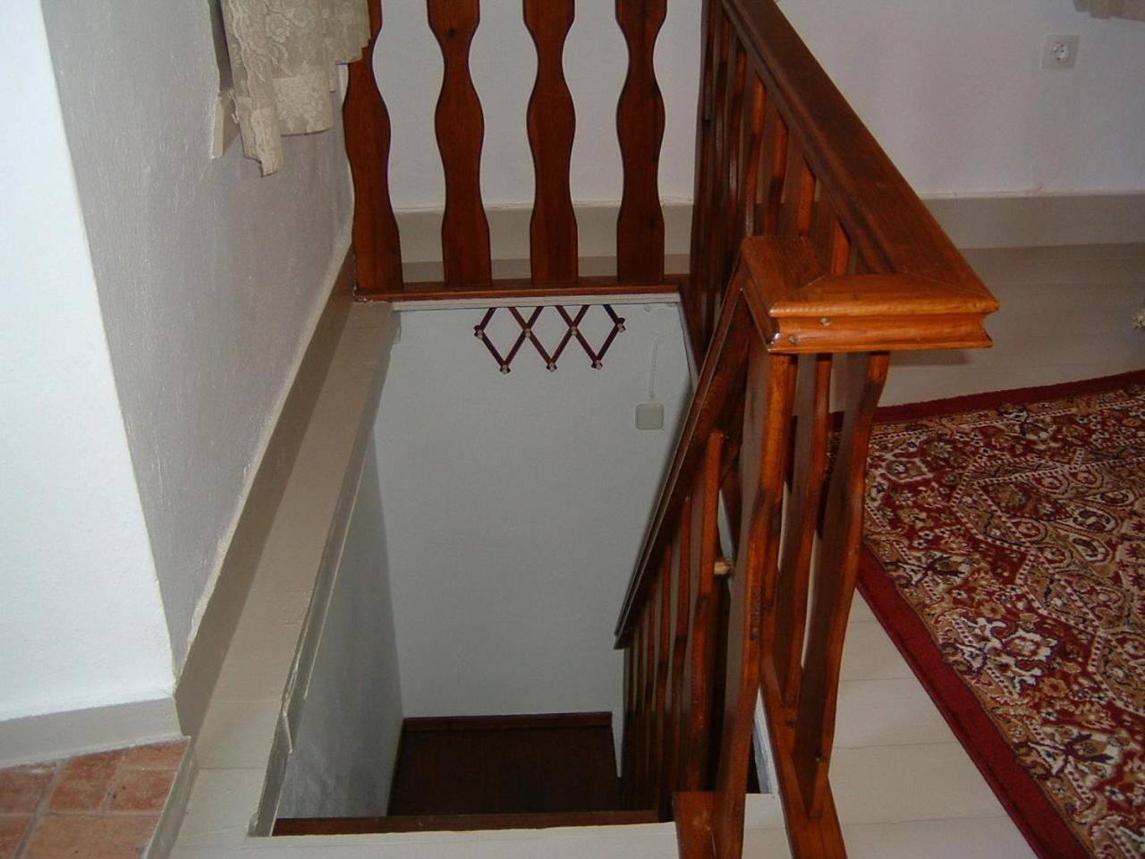 Yiayia'S Home Chalki Town Luaran gambar